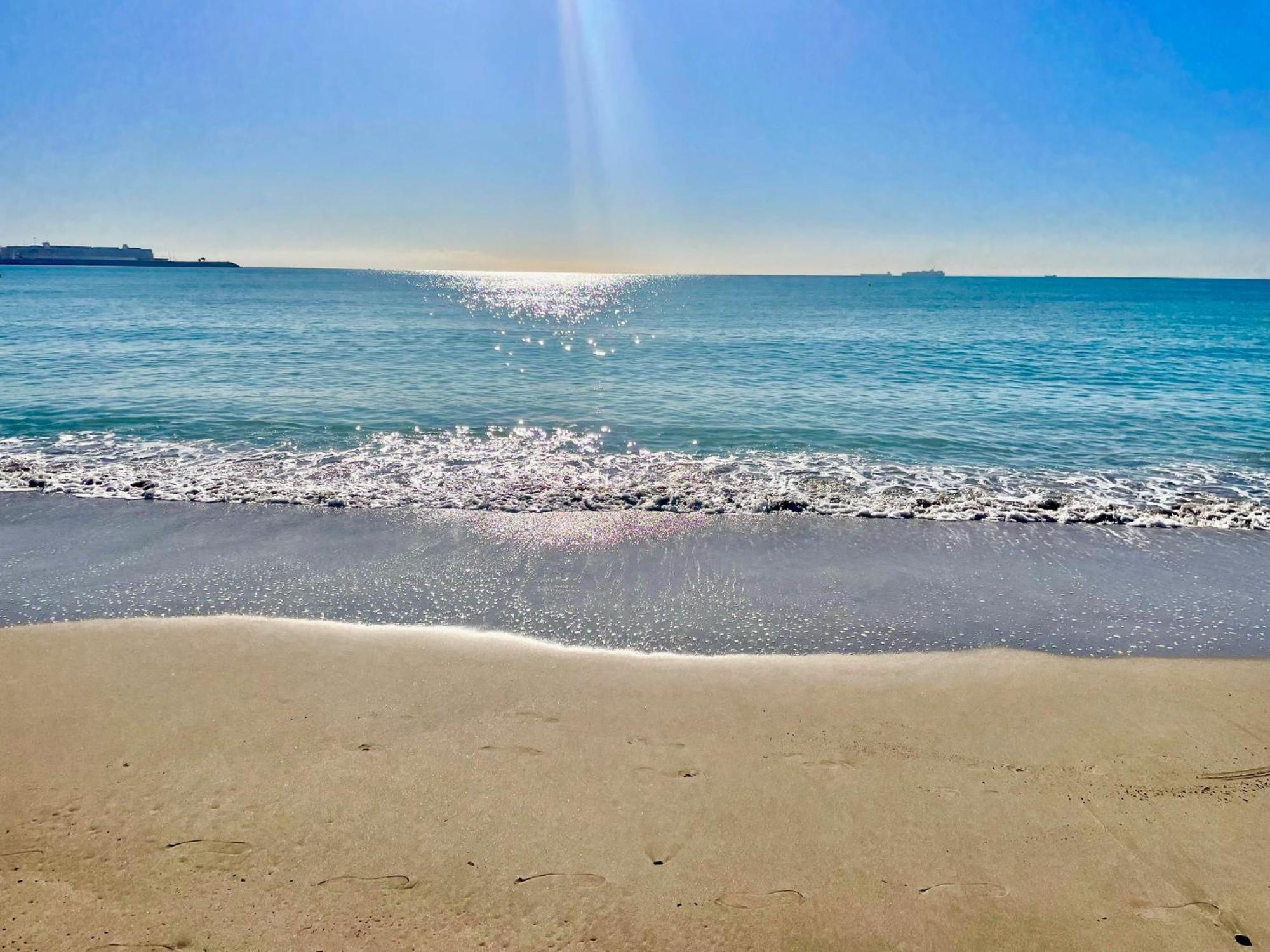 Precioso Apartamento Playa Pinedo บาเลนเซีย ภายนอก รูปภาพ
